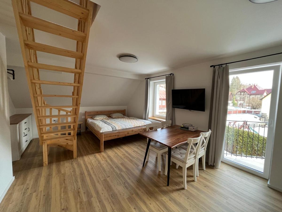 Apartmany Josefac Se Saunou Josefŭv Dŭl Ngoại thất bức ảnh